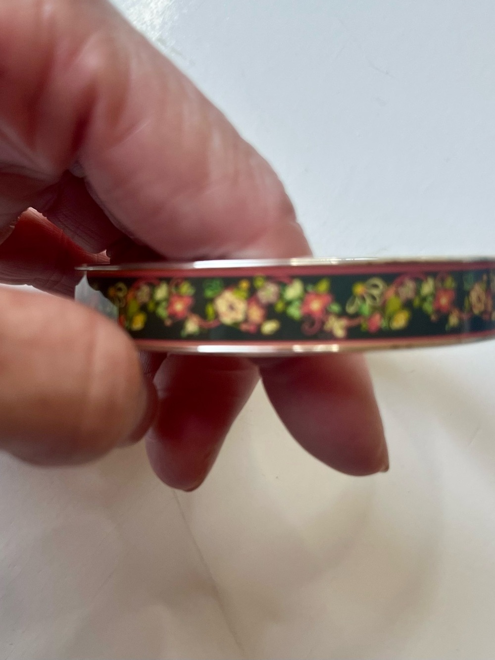 Vera Bradley Floral Enamel Bangle Bracelet Silver Tone- EUC - Picture 4 of 8